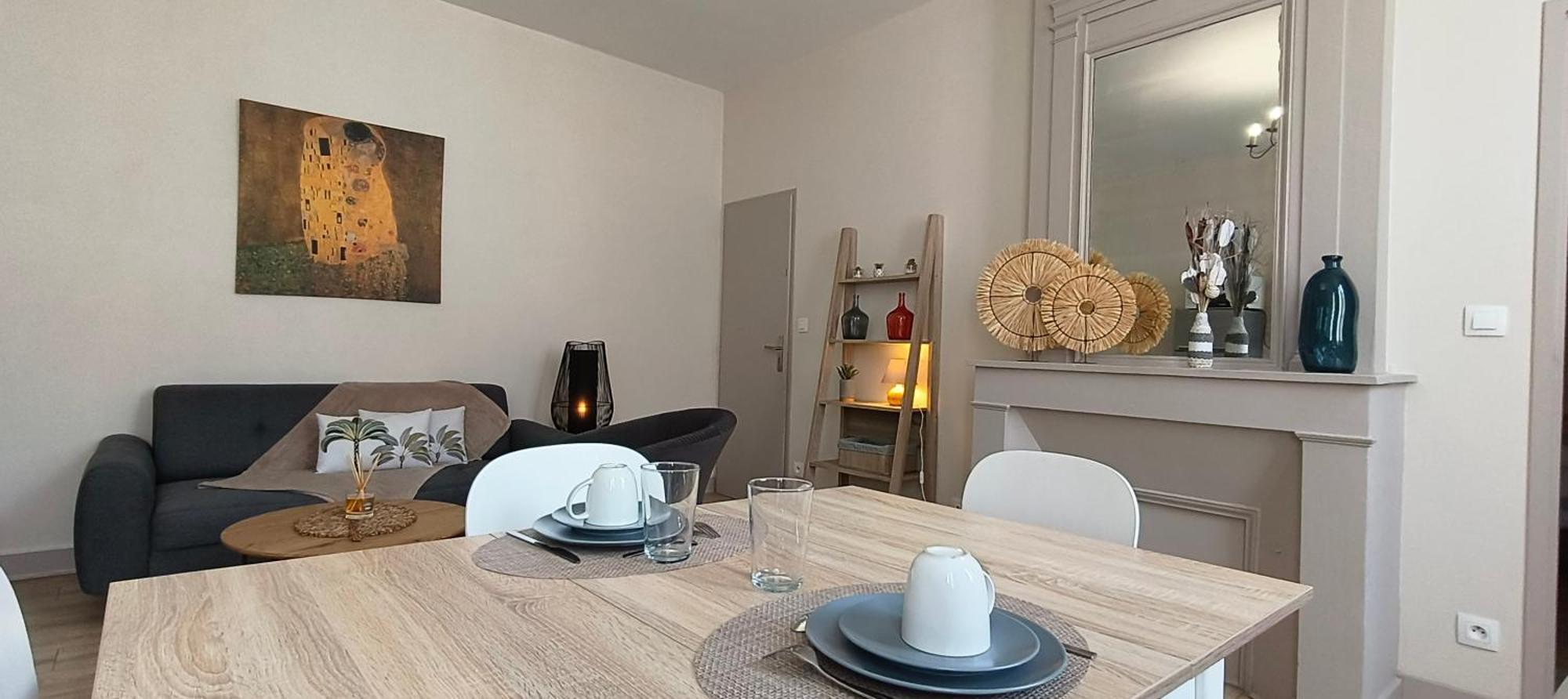 Duplex Confort Hotel De Ville 2 Chambres 2 Sdb 앙굴렘 외부 사진