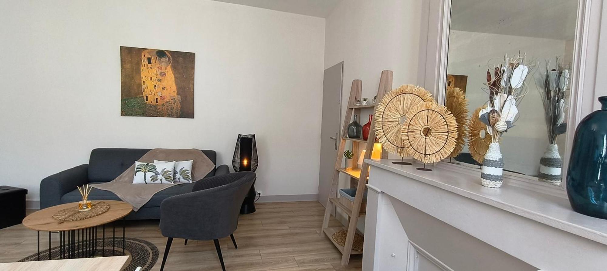Duplex Confort Hotel De Ville 2 Chambres 2 Sdb 앙굴렘 외부 사진